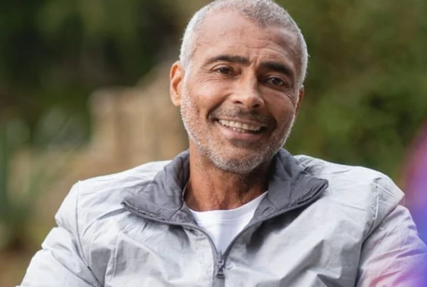 22romario-comemora-aniversario-ao-lado-de-alicya-gomes2C-seu-novo-affair2C-em-festa-com-800-convidados-no-rio22