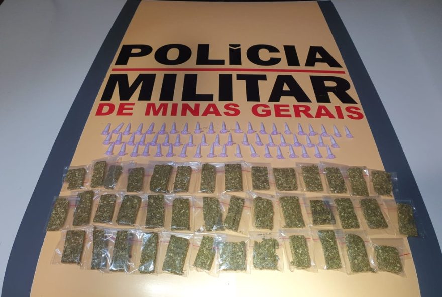 adolescente-com-drogas-e-foragido-por-homicidio-sao-presos-na-lmg-653-durante-fiscalizacao-da-pmrv
