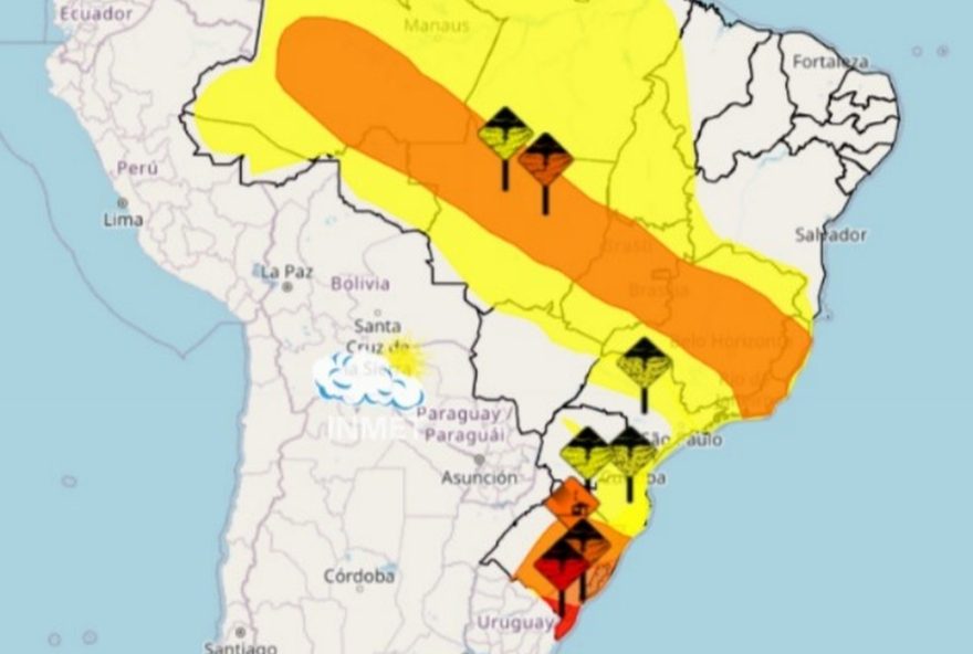alerta-laranja3A-chuvas-intensas-e-ventos-fortes-atingem-133-cidades-do-leste-de-minas