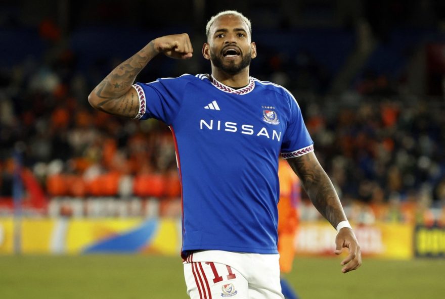 anderson-lopes-negocia-com-botafogo2C-mas-renovacao-com-japoneses-complica-conversas