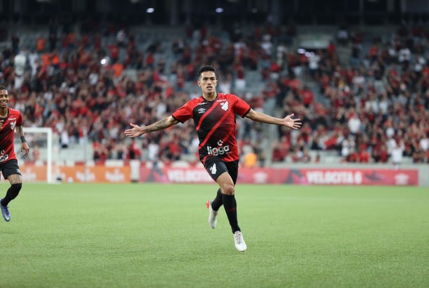 atletico-mg-faz-proposta-por-tomas-cuello-do-athletico-pr3A-ultimas-novidades-e-rumores-do-mercado-da-bola