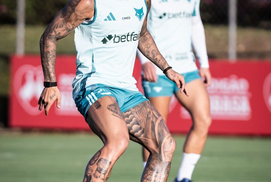 christian-volta-a-treinar2C-william-segue-fora3A-mudancas-na-escalacao-do-cruzeiro-contra-o-crb