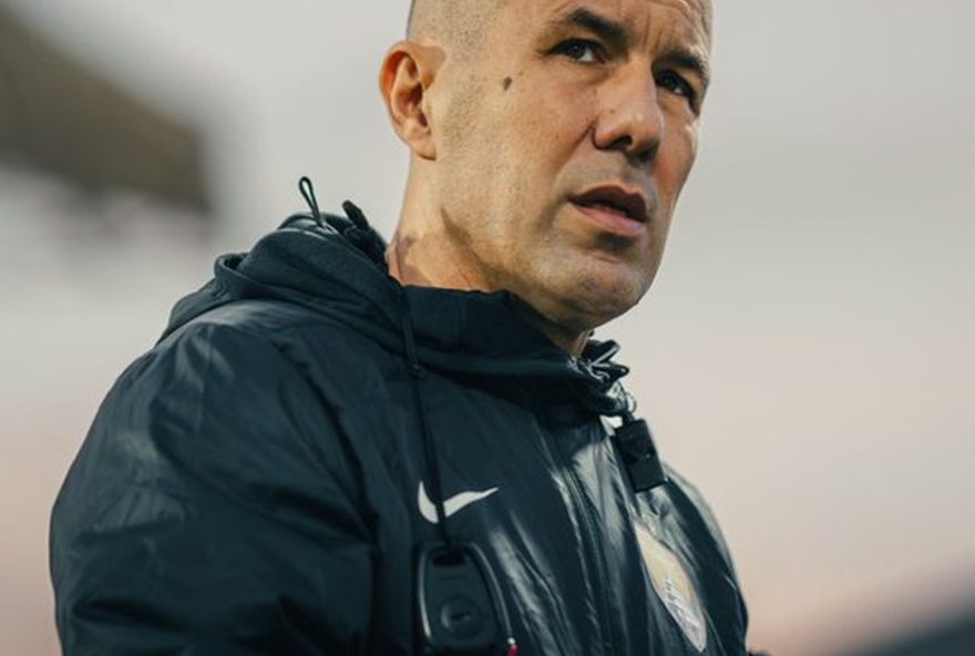 cruzeiro-mantem-contato-com-jardim2C-mas-segue-entrevistando-treinadores3B-entenda-cenario-competitivo