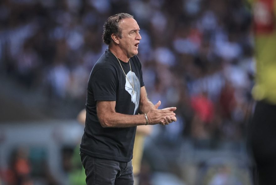 dono-do-atletico-mg-garante-retorno-de-cuca-e-aposta-em-base-no-elenco