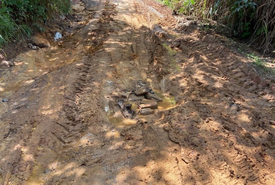 estrada-precaria-em-rio-das-pedras-causa-transtornos-e-impede-acesso-a-piracicaba2C-em-sao-paulo