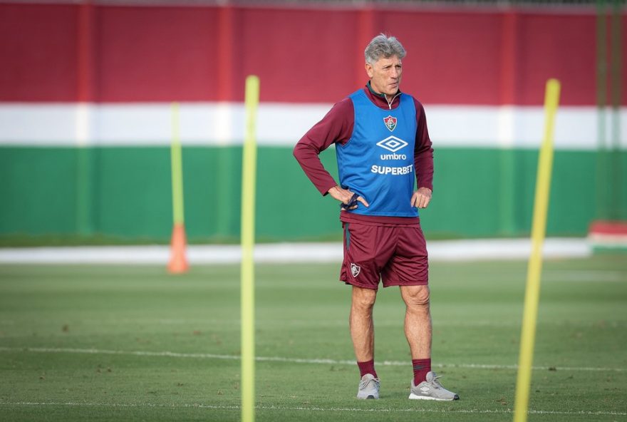 fluminense-enfrenta-o-gremio-com-desfalques-e-improvisacoes3A-confira-a-provavel-escalacao-e-prepare-se-para-o-jogo-decisivo