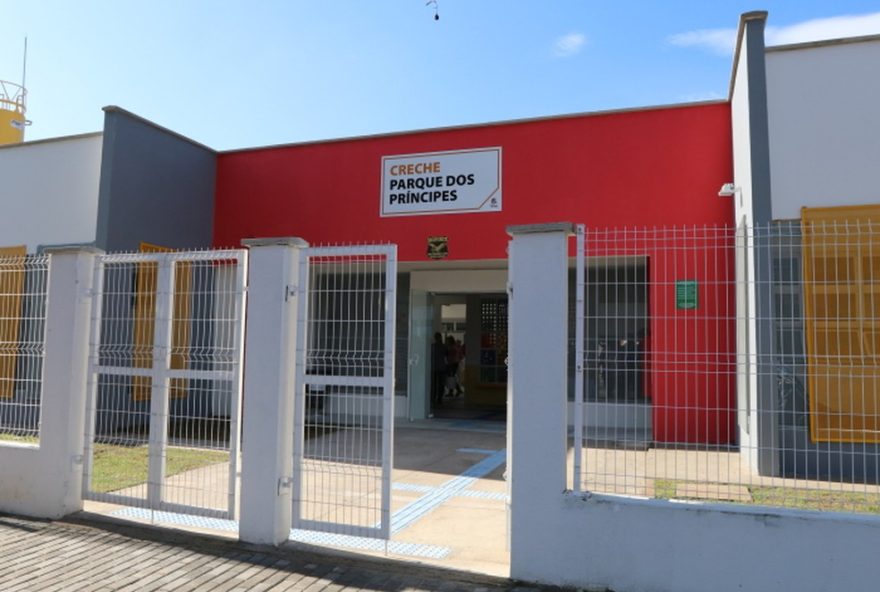 investigacao-sobre-morte-de-crianca-em-creche-de-jacarei2C-sp3A-policia-civil-apura-circunstancias-e-comocao-na-comunidade