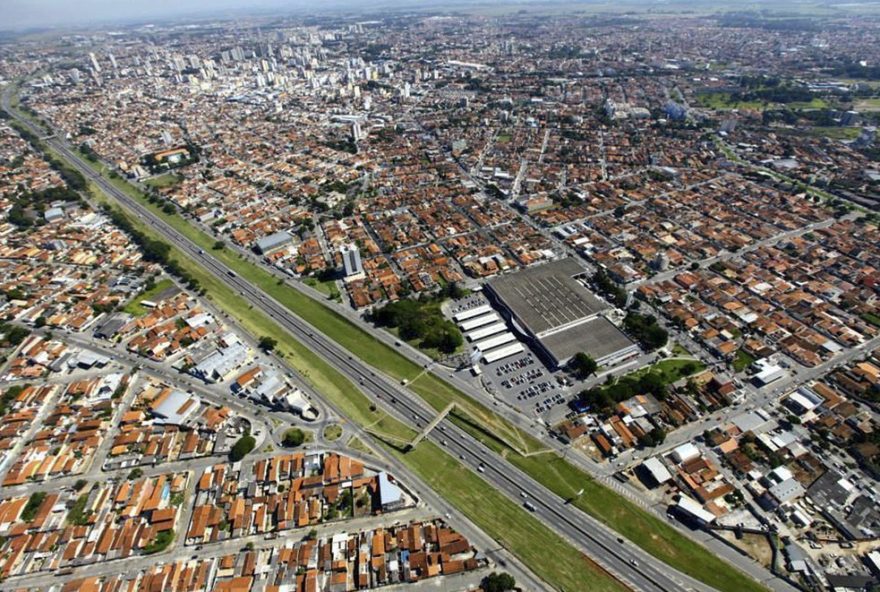 justica-determina-fim-da-cessao-de-bens-publicos-a-empresas-privadas-em-taubate