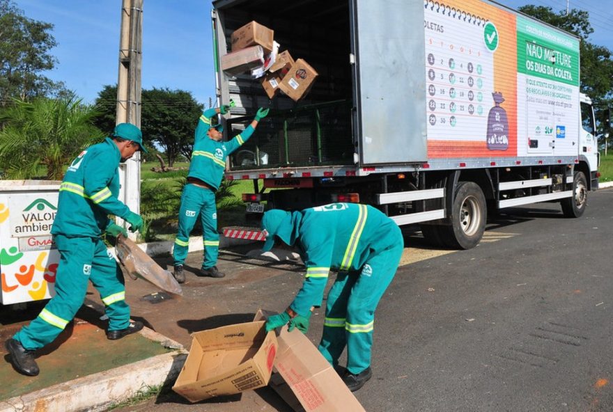 justica-do-trabalho-reconhece-racismo-religioso-em-demissao-de-gari-umbandista