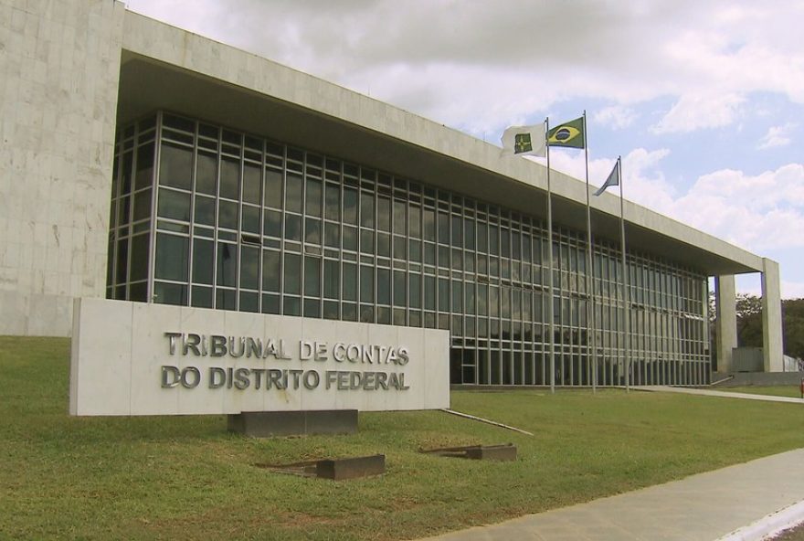 justica-suspende-pagamento-de-gratificacao-retroativa-a-conselheiros-do-tcdf3A-decisao-aguarda-julgamento-definitivo.-saiba-mais