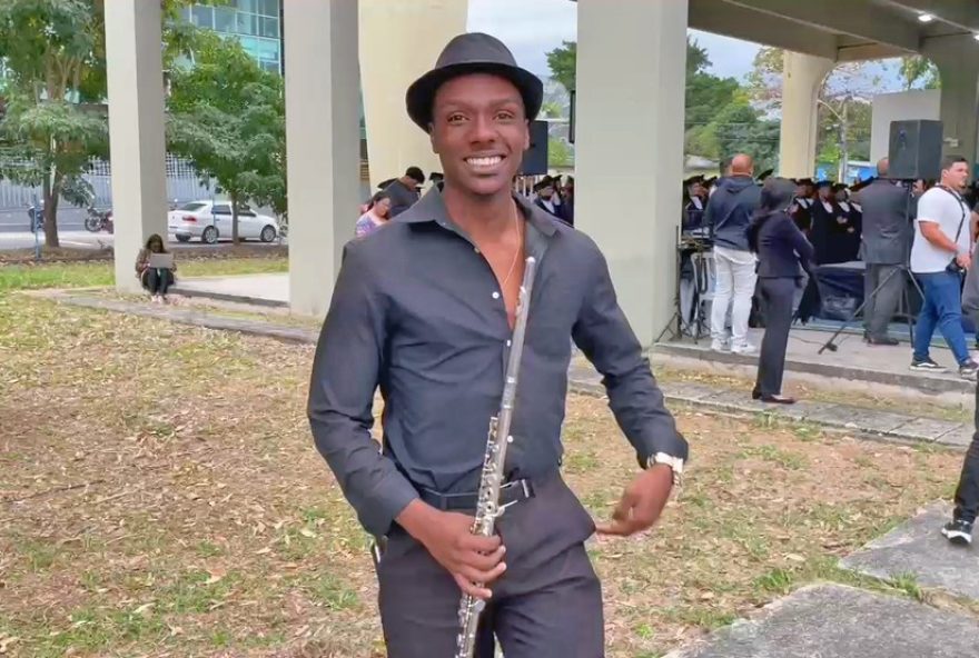 matheus-santos-de-moura3A-o-talentoso-flautista-de-sao-bento-rumo-ao-estrelato-internacional