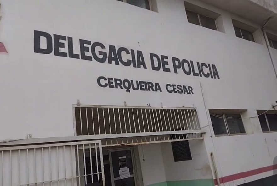 mulher-e-resgatada-pela-policia-apos-ser-mantida-em-carcere-privado-em-cerqueira-cesar