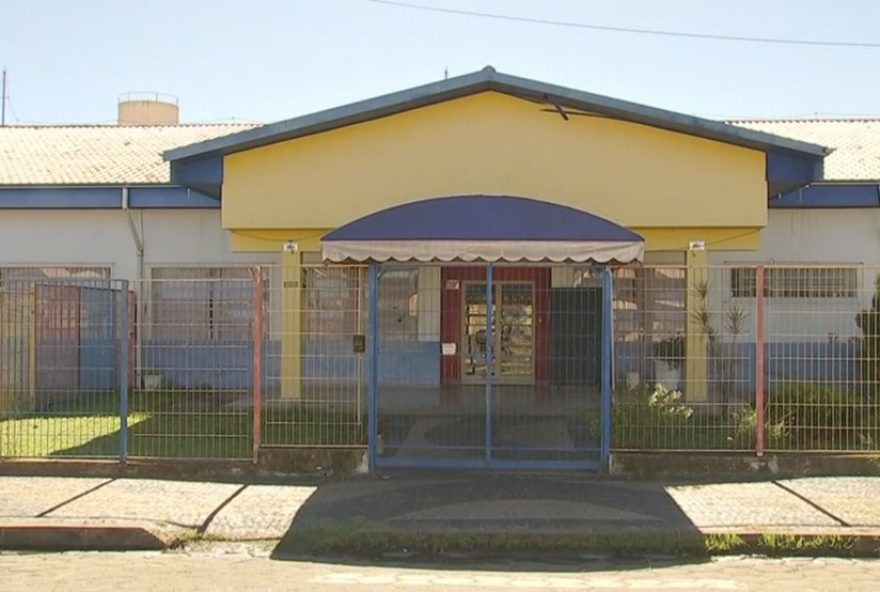 pais-preocupados-com-suspeita-de-agressao-em-creche-de-avare3A-crianca-nao-tem-como-se-defender