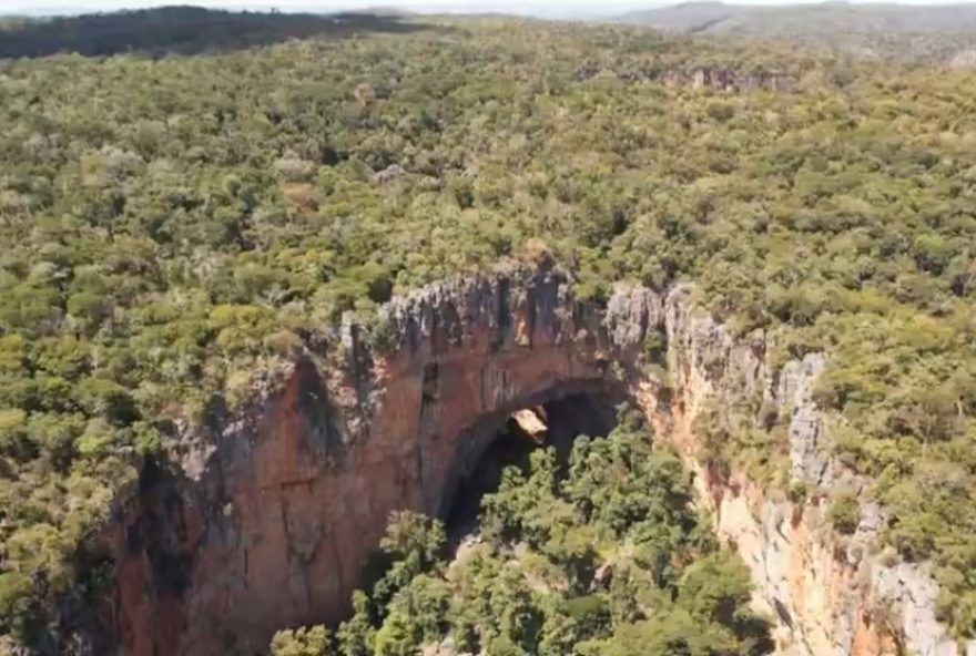 parque-nacional-cavernas-do-peruacu-em-mg-pode-tornar-se-patrimonio-mundial-natural-pela-unesco3B-conheca-os-atrativos