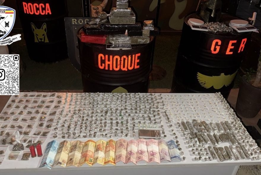 pm-apreende-600-buchas-de-maconha-e-100-pedras-de-crack-em-montes-claros3A-suspeito-preso-novidades-em-de-grande-minas