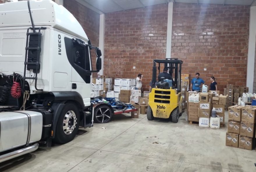 policia-civil-apreende-carga-de-defensivos-agricolas-de-r24-72C5-milhoes-em-casa-branca