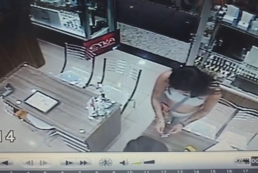 professora-e-presa-pela-terceira-vez-por-furto-de-cartoes-no-df3A-detalhes-e-desfecho