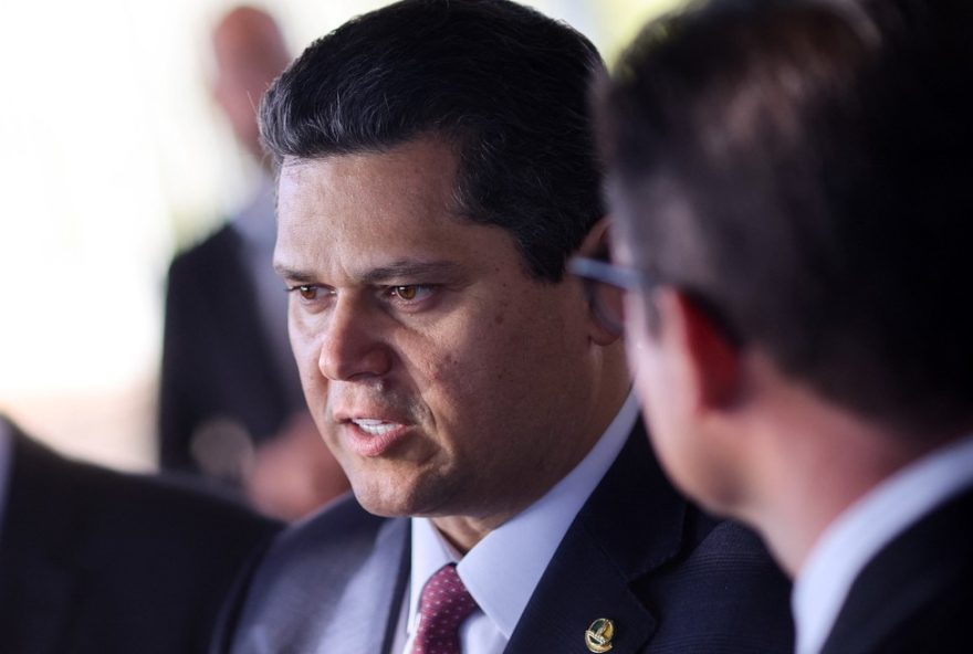 projeto-de-lei-polemico-fragiliza-licenciamento-ambiental-no-brasil