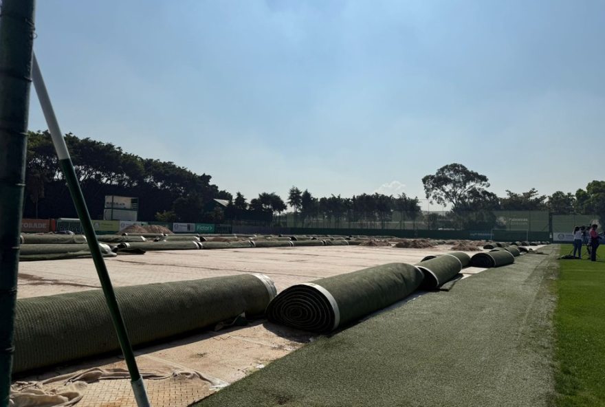 reforma-do-gramado-sintetico-na-academia-de-futebol-do-palmeiras3A-modernizacao-em-andamento-no-centro-de-treinamento-do-clube