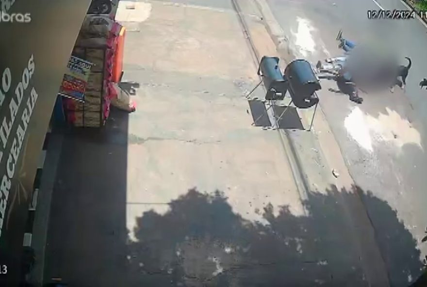 rottweiler-ataca-adolescente-em-avenida-de-ribeirao-preto3B-video-mostra-momento-do-incidente