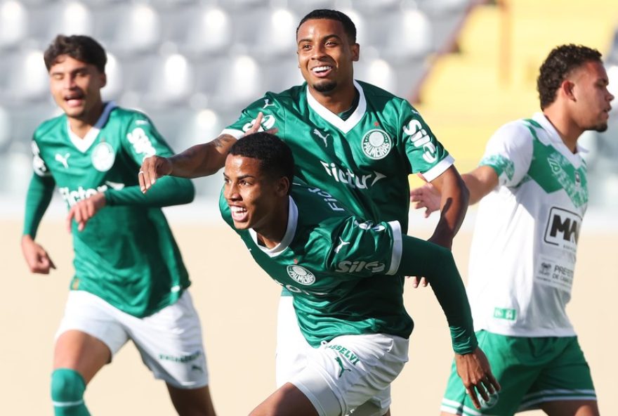 semifinais-do-brasileirao-sub-203A-palmeiras-x-cruzeiro-e-bragantino-x-athletico-pr-em-busca-da-final-emocionante-e-talentosa