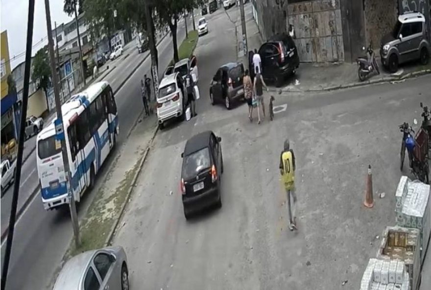 suspeito-de-contrato-para-assassino-de-marielle-teve-celular-manuseado-apos-morte2C-aponta-pf