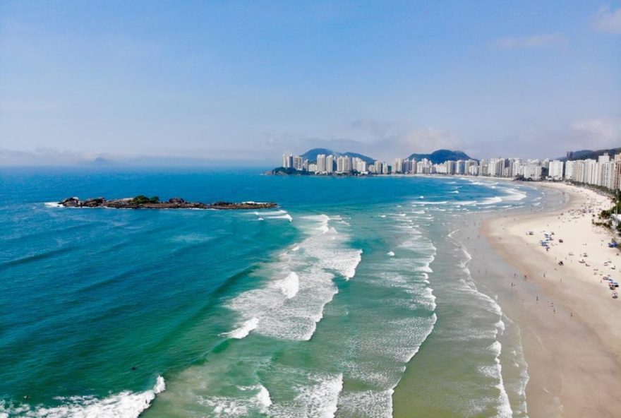 turista-desaparece-no-mar-ao-tentar-nadar-ate-ilha-em-guaruja3A-buscas-em-andamento