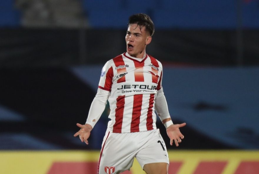 vasco-segue-otimista-por-contratacao-de-lavega2C-mas-enfrenta-concorrencia-em-busca-por-reforcos-de-ponta